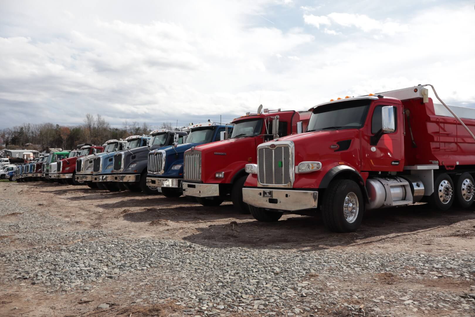 Berger Truck white truck Mack